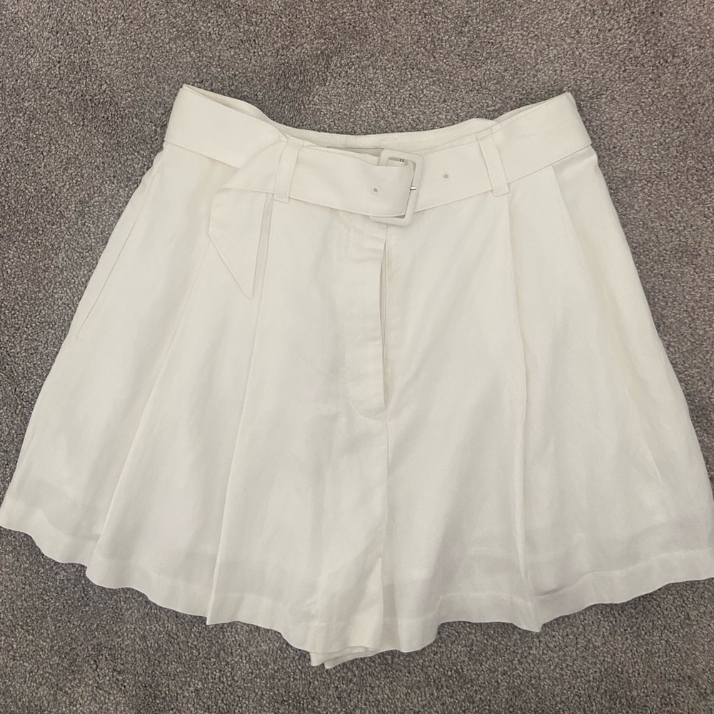 Club Monaco white linen shorts